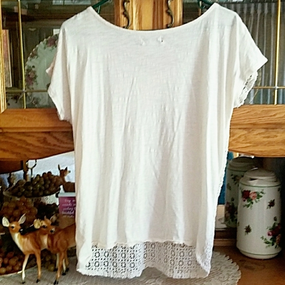 LUCKY BRAND TOP ~🎊HP🎊 - Picture 2 of 4